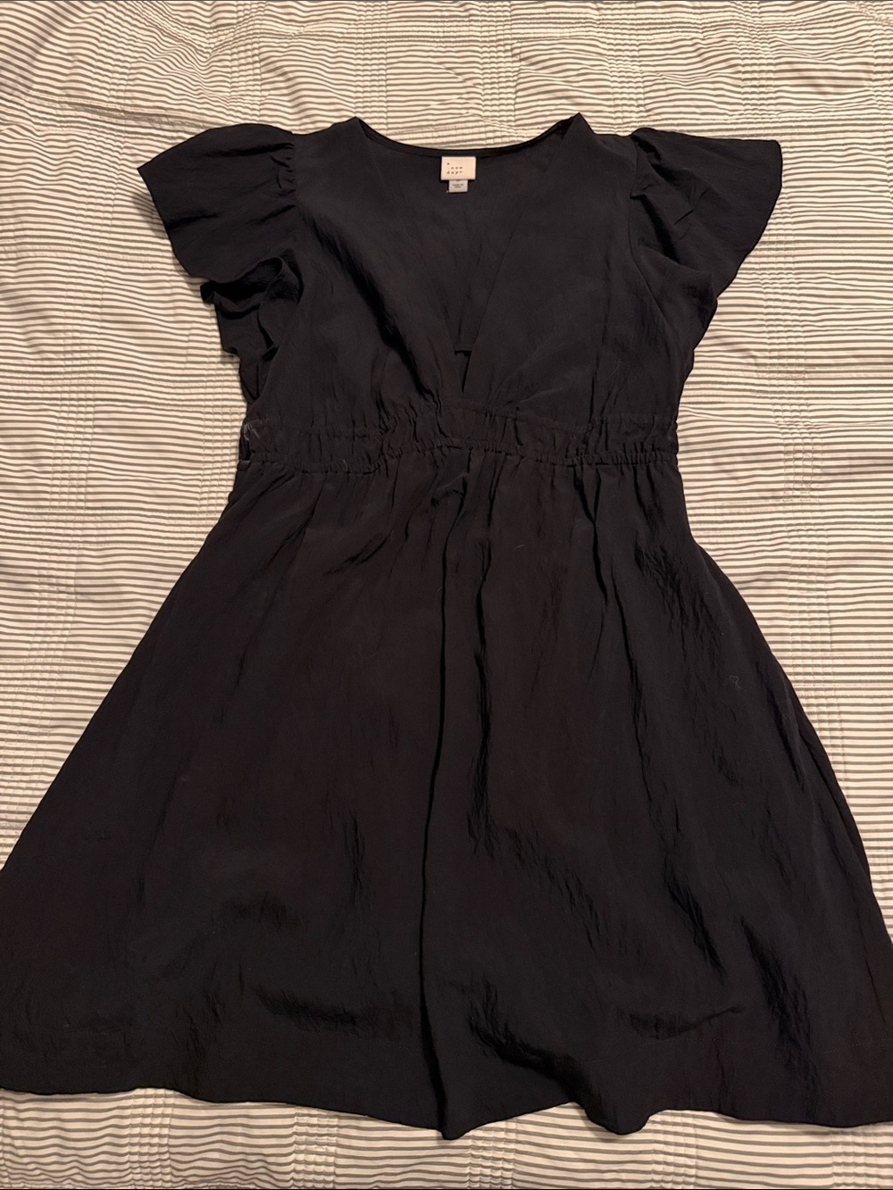 a new day Black V‑Neck Flutter Sleeve Midi Dress